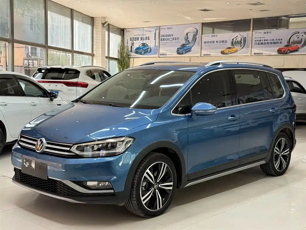 Volkswagen Touran 2023