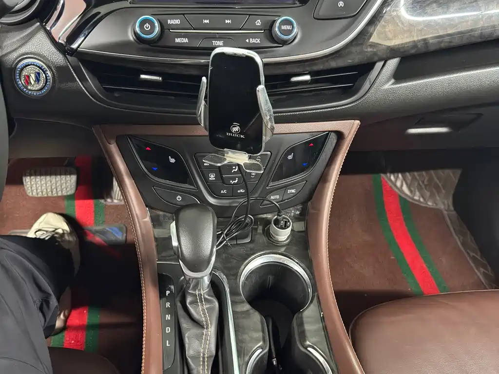Buick Envision Plus 2015 — фото 13