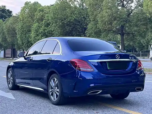Mercedes-Benz C-Class 2019