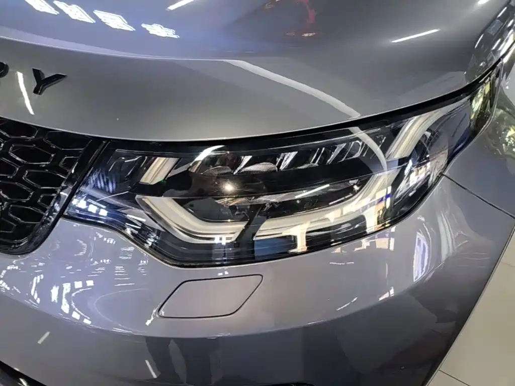 Land Rover Discovery 2021 — фото 24