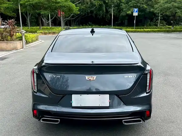 Cadillac CT4 2021