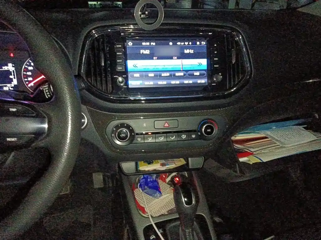 Kia KX3 Proud Running 2015
