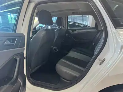 Volkswagen Sagitar 2024