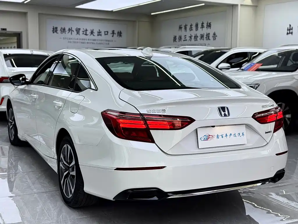 Honda Inspire 2022 — фото 8