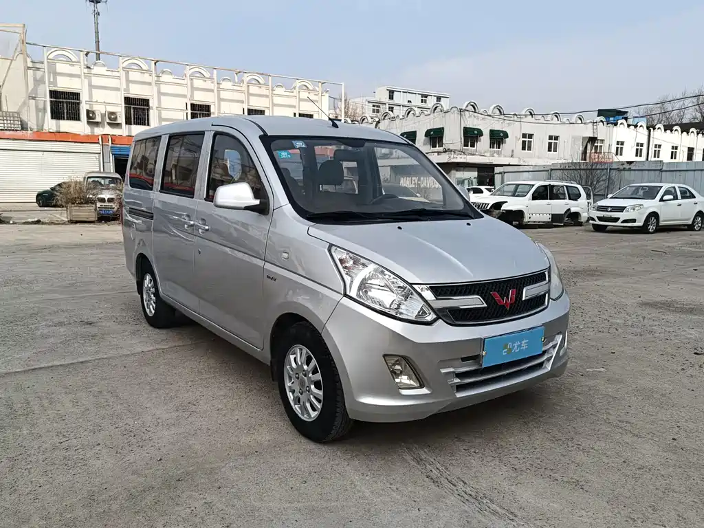 Wuling Rongguang V 2017 — фото 3
