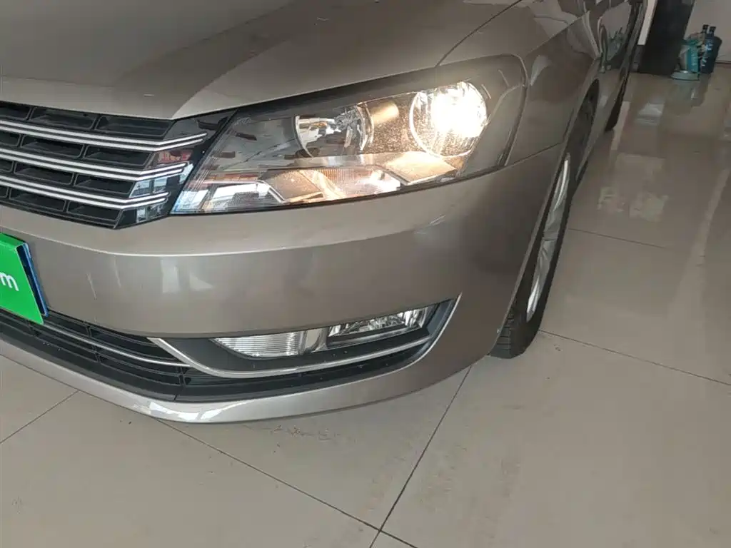 Volkswagen Passat 2016 — фото 24