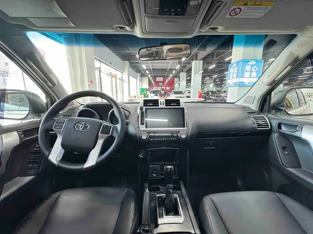 Toyota Prado 2017 — фото 12