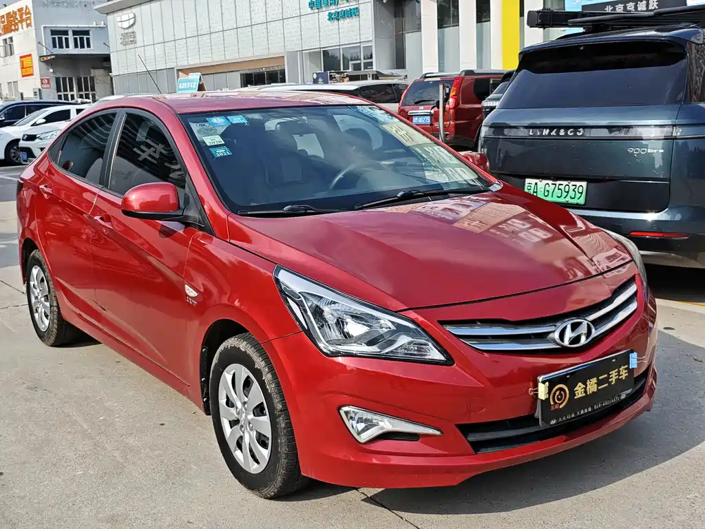 Hyundai Accent 2014 — фото 4