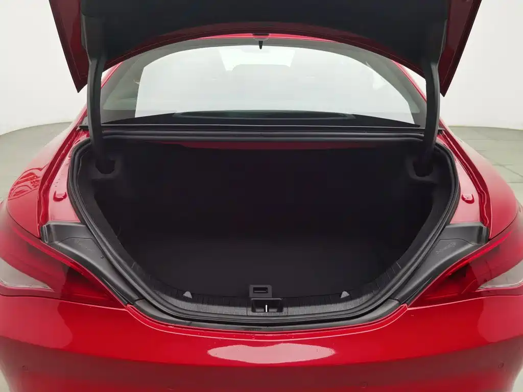 Mercedes-Benz CLA 2018 — фото 16