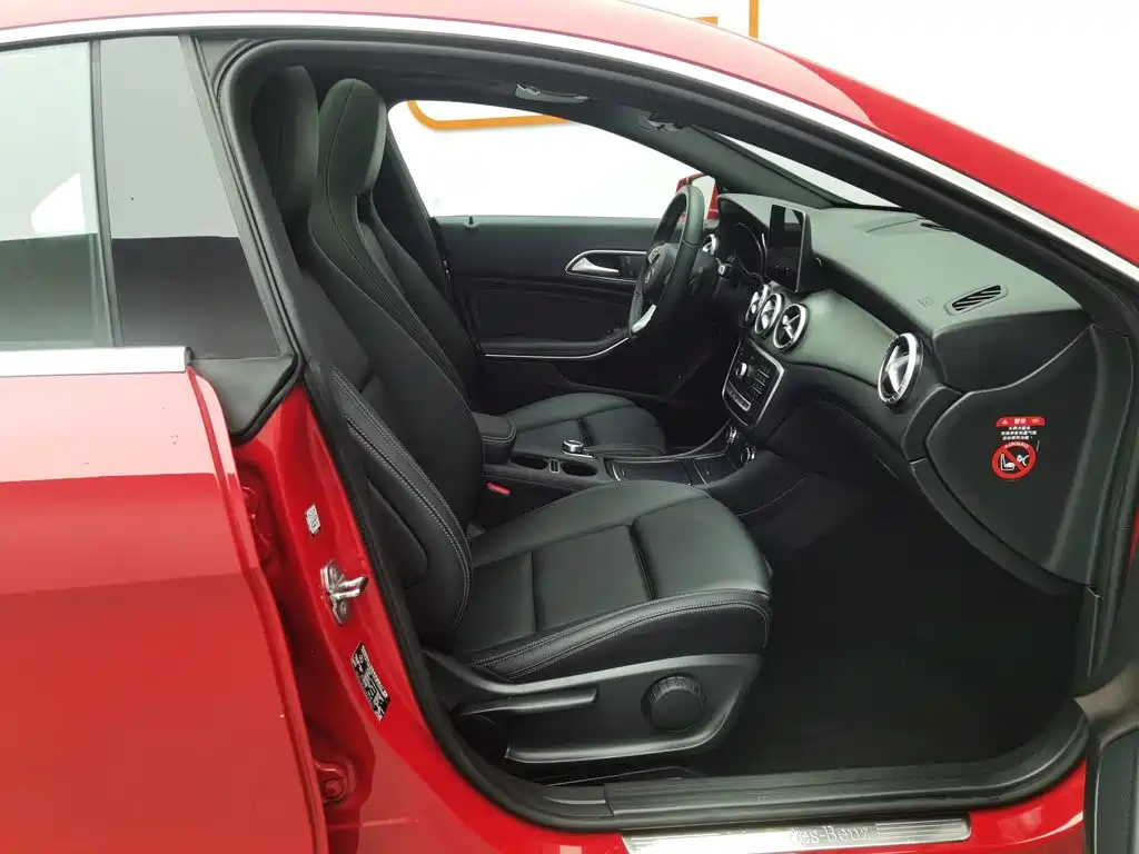 Mercedes-Benz CLA 2018 — фото 23
