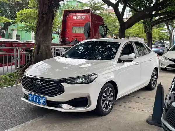 Ford Escort 2021