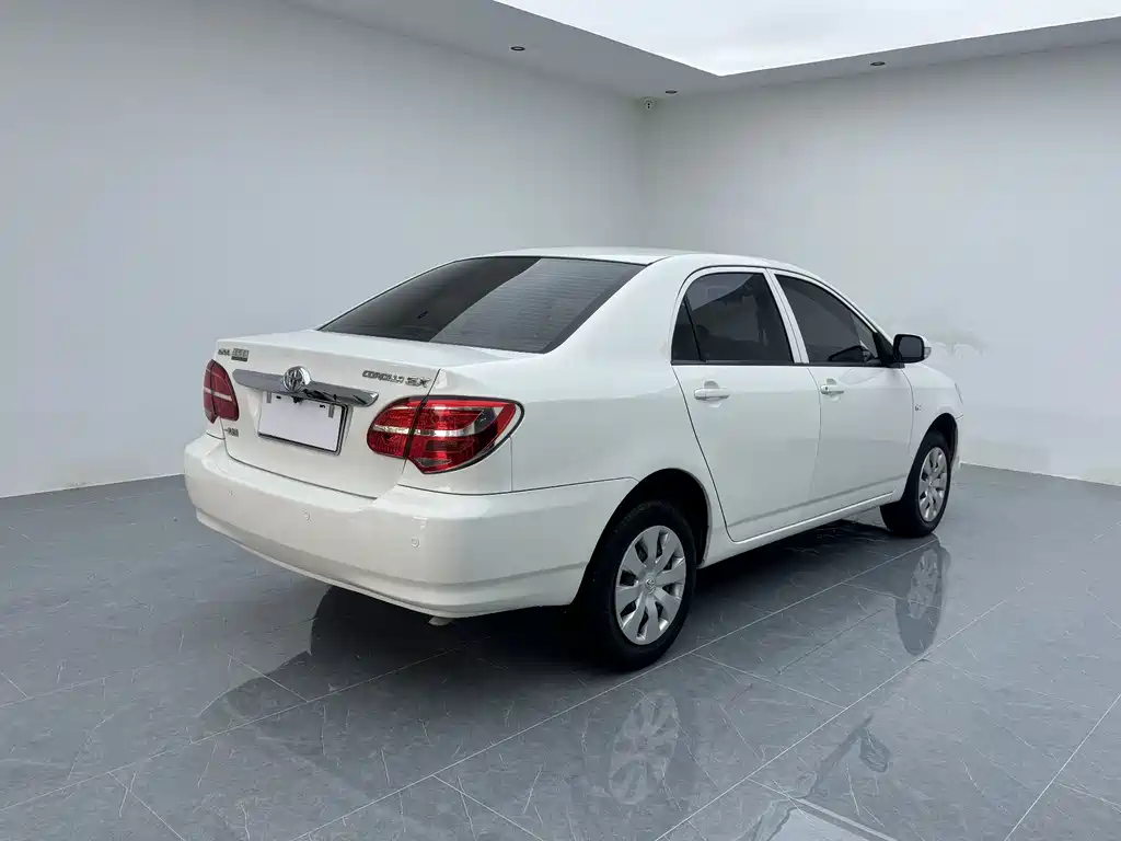 Toyota Corolla 2016 — фото 19