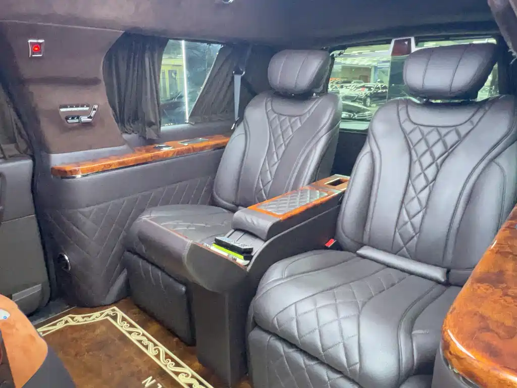 Lincoln Navigator 2016 — фото 10