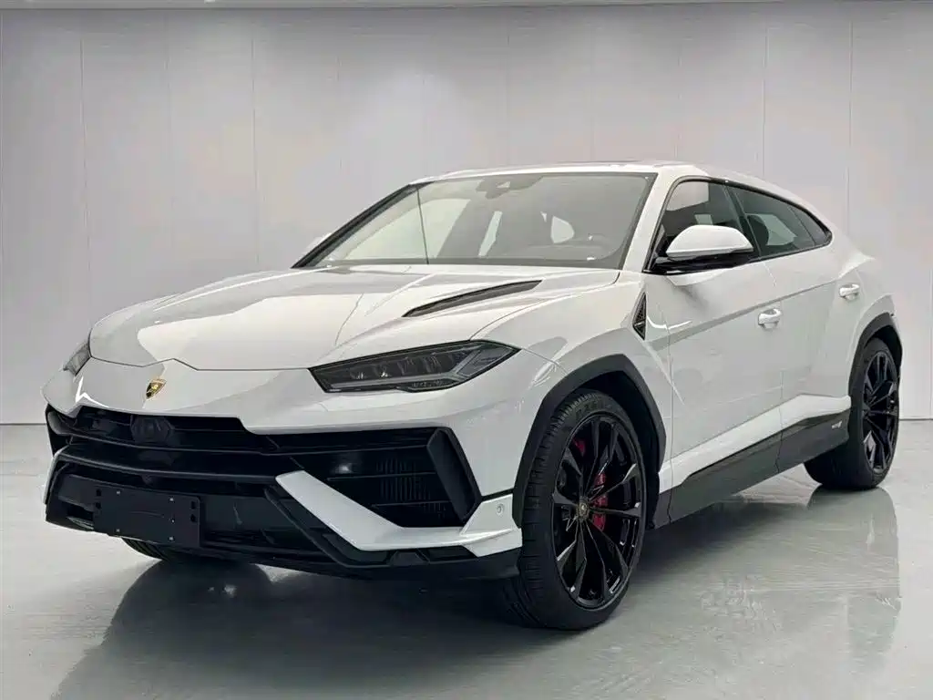 Lamborghini Urus 2024