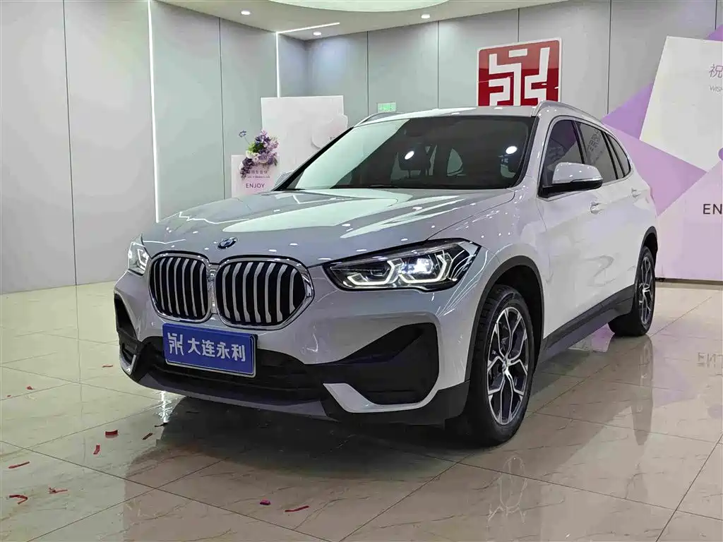 BMW X1 2023 — фото 1