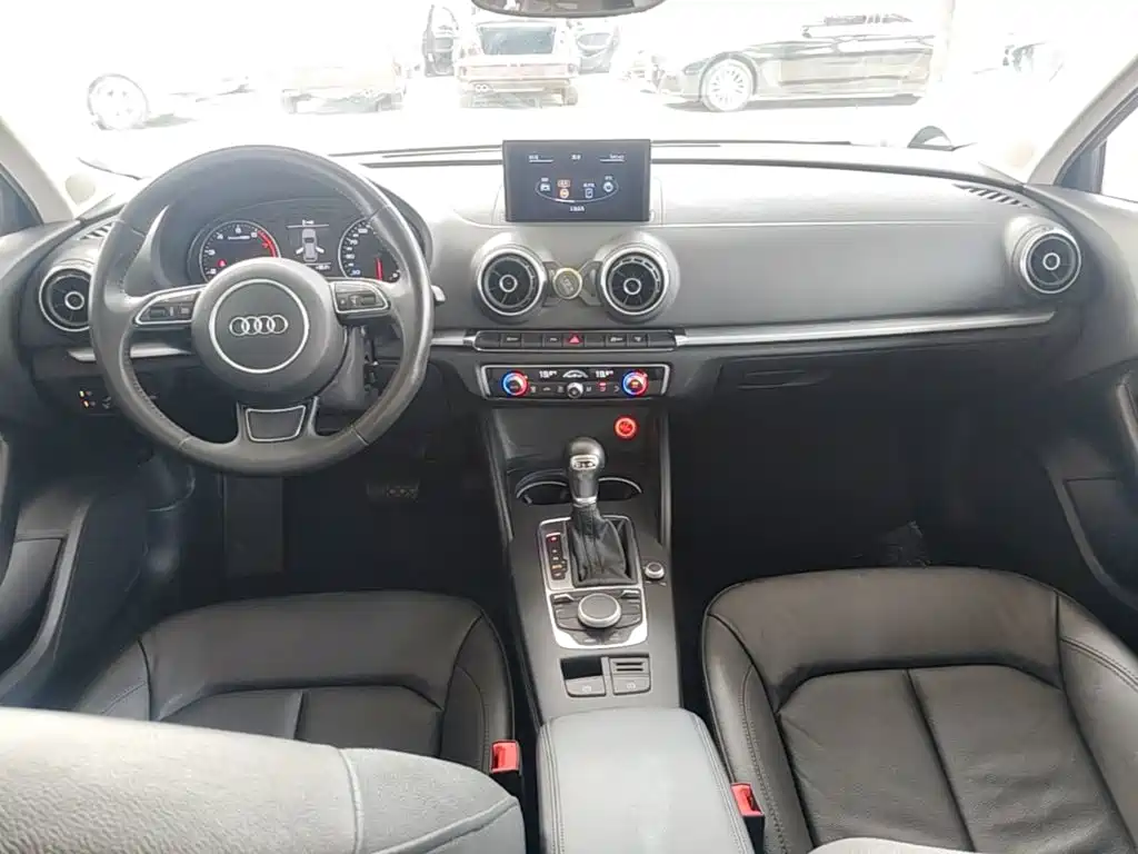 Audi A3 2015 — фото 10