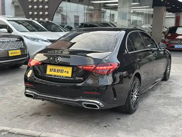 Mercedes-Benz C-Class 2024