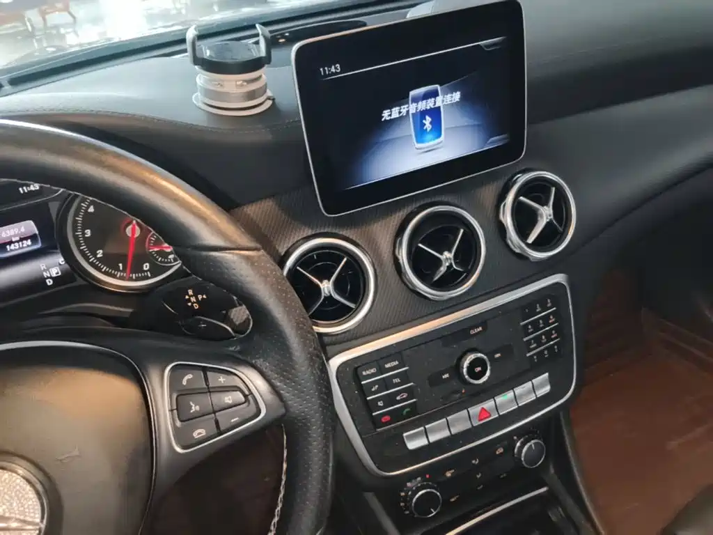 Mercedes-Benz GLA 2019 — фото 13