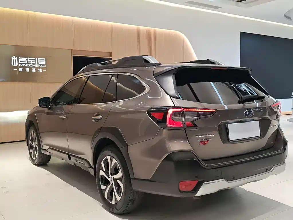 Subaru Outback 2022 — фото 4