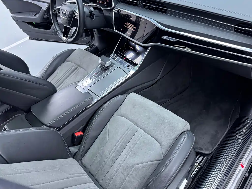 Audi A6L 2023 — фото 10