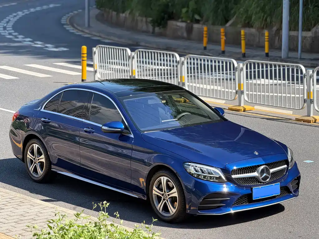 Mercedes-Benz C-Class 2020 — фото 3