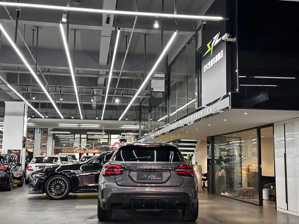 Mercedes-Benz GLA AMG 2019 — фото 17