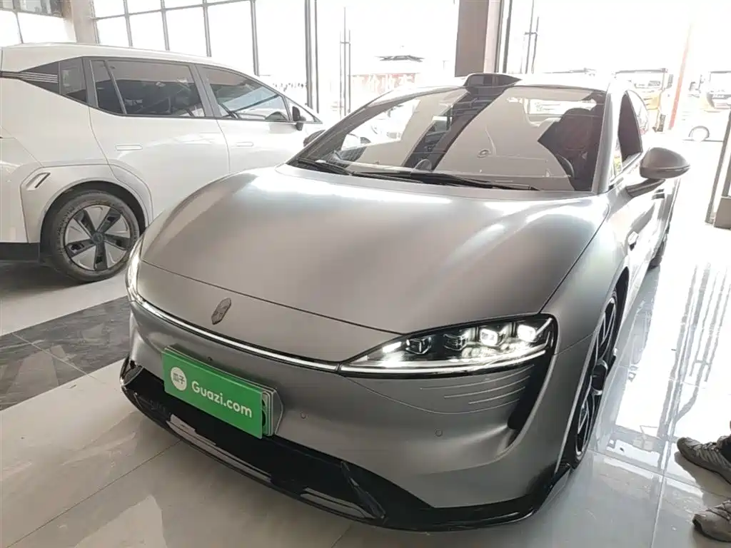 Luxeed Zhijie S7 2025