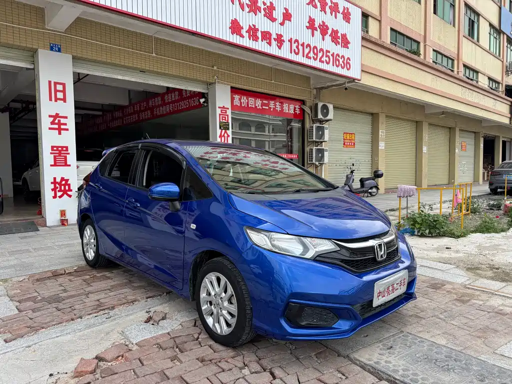 Honda Fit 2018 — фото 3