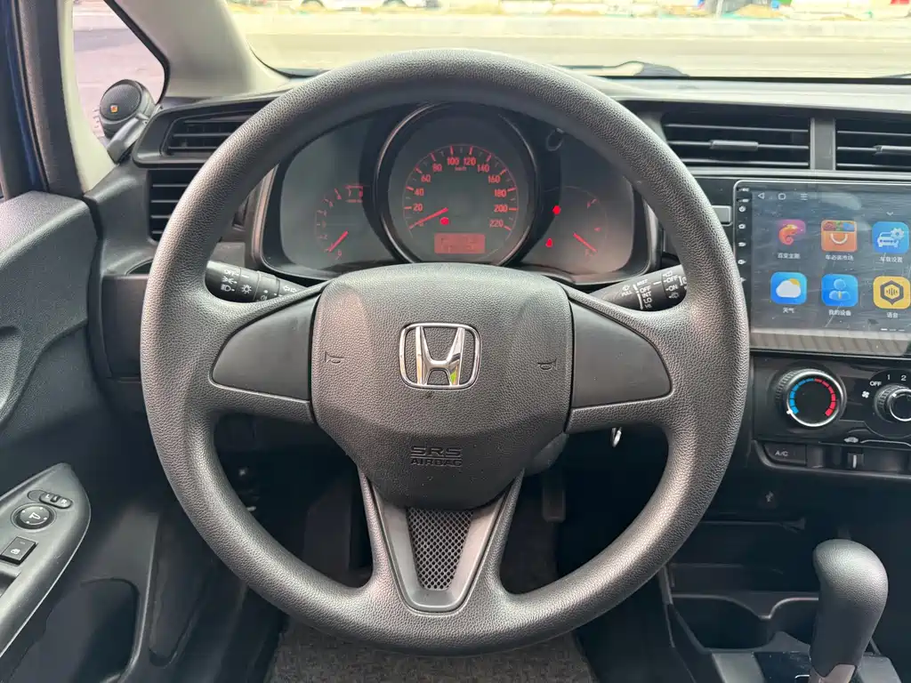Honda Fit 2018 — фото 7