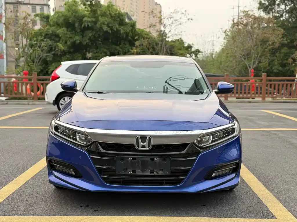 Honda Accord 2019 — фото 2