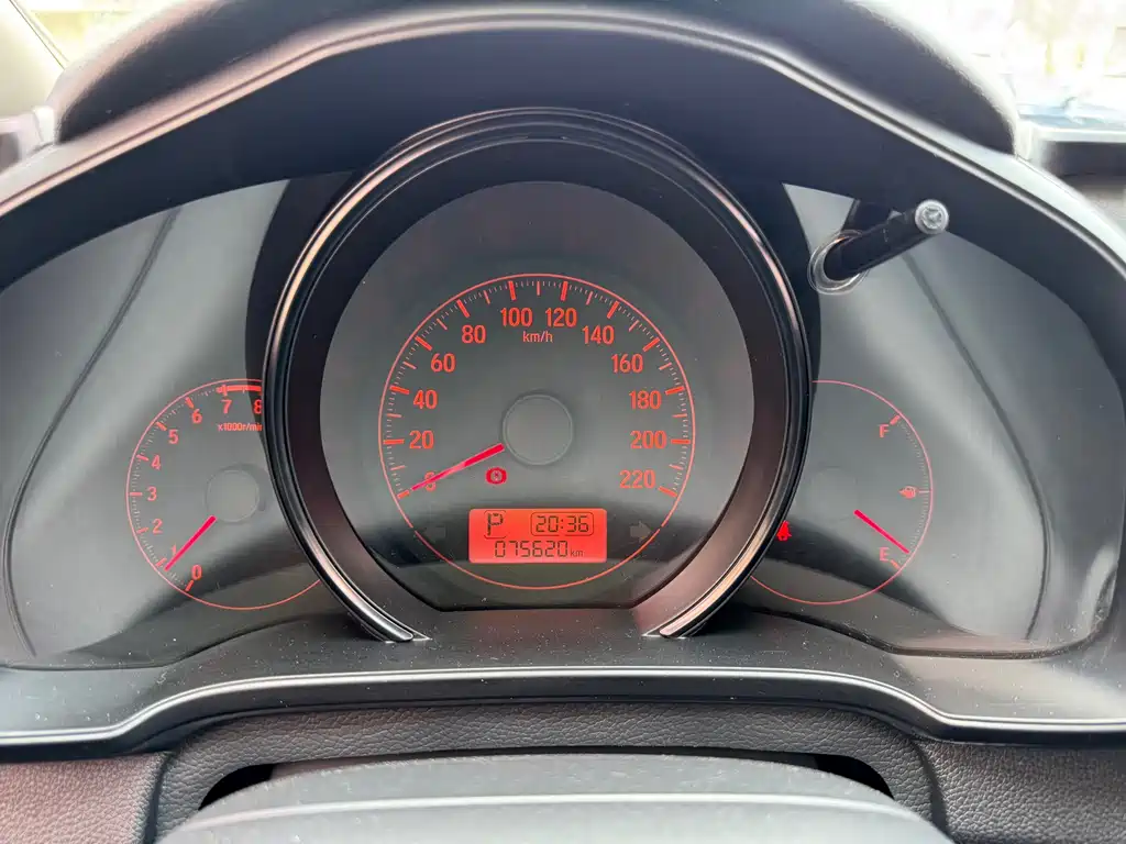 Honda Fit 2018 — фото 11