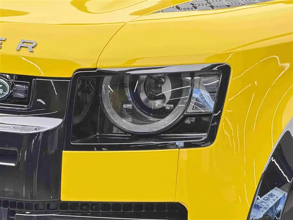Land Rover Defender 2021 — фото 4
