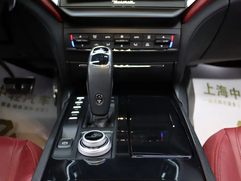 Maserati Ghibli 2024 — фото 16