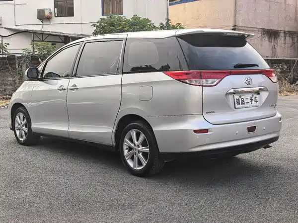 Toyota Previa 2012