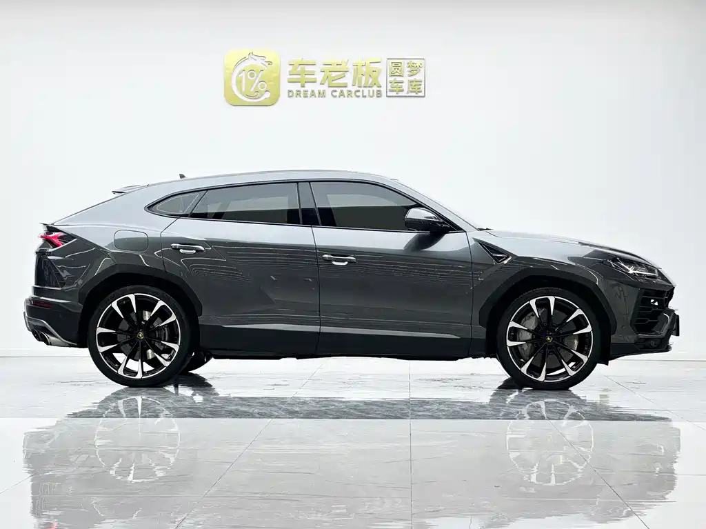 Lamborghini Urus 2019 — фото 7