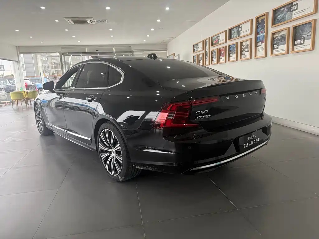 Volvo S90 2022 — фото 5