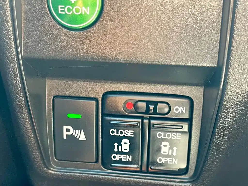 Honda Odyssey 2016 — фото 14