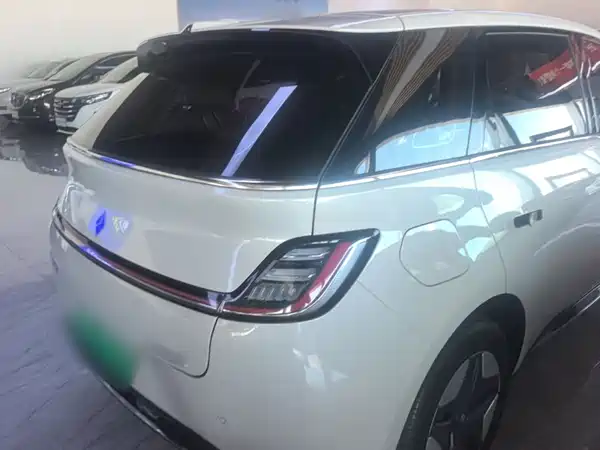 Baojun Yunduo 2023