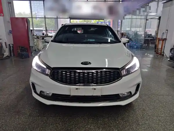 Kia K3 2016