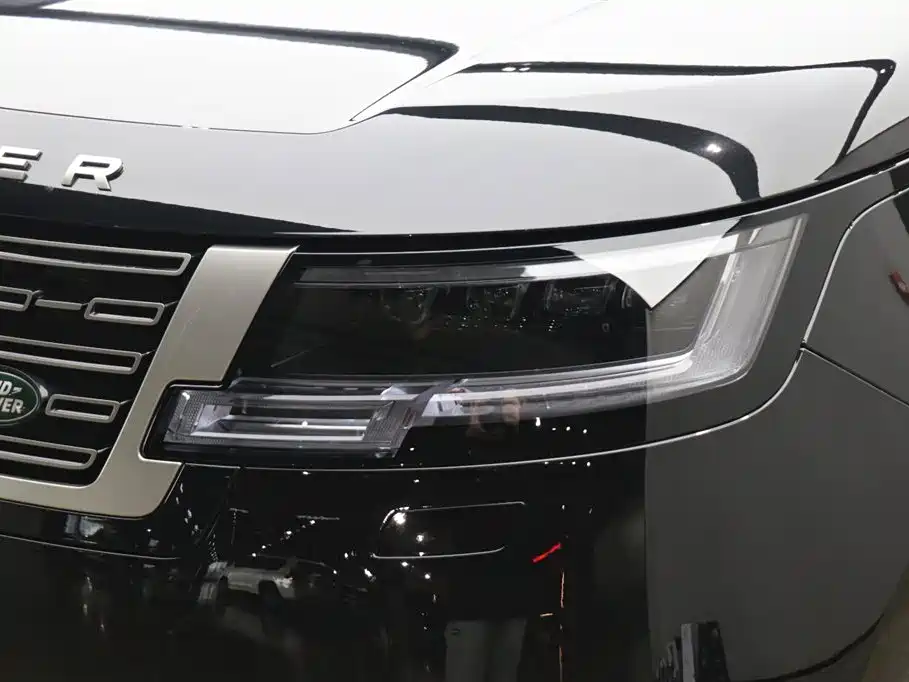 Land Rover Range Rover 2025 — фото 26