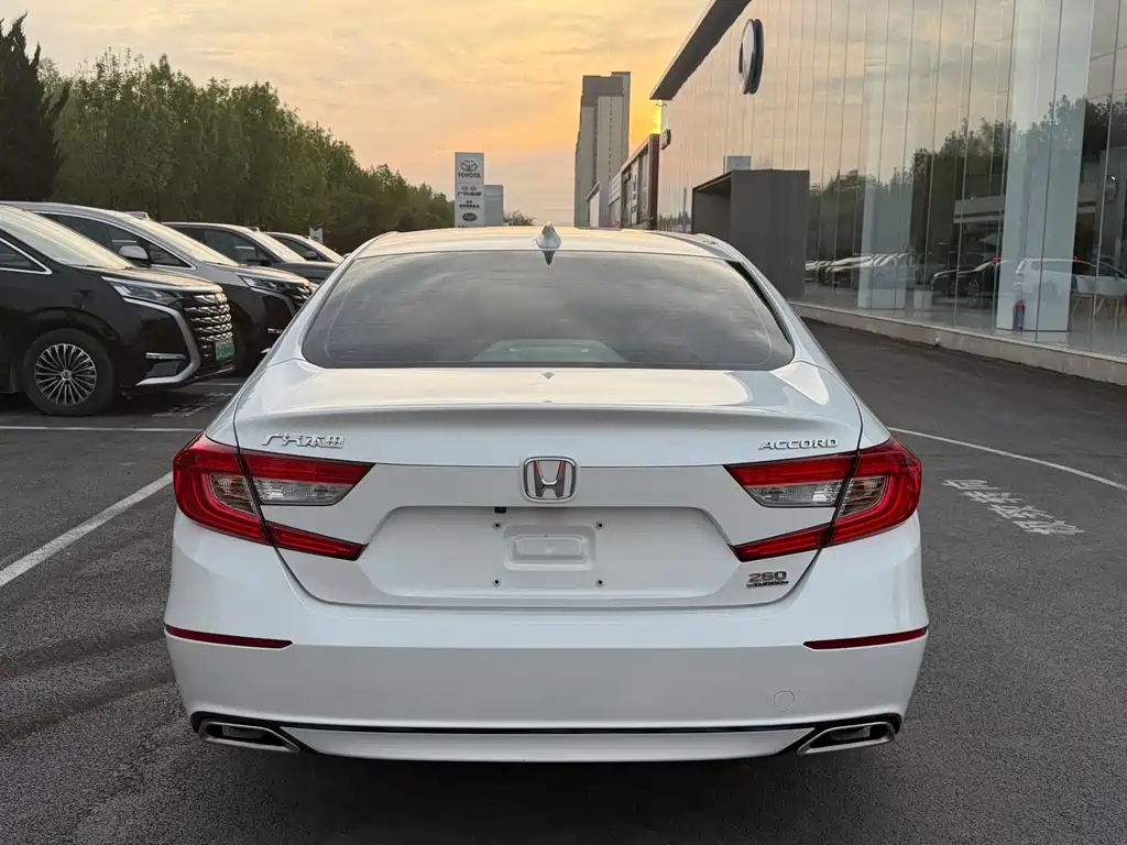 Honda Accord 2021 — фото 4