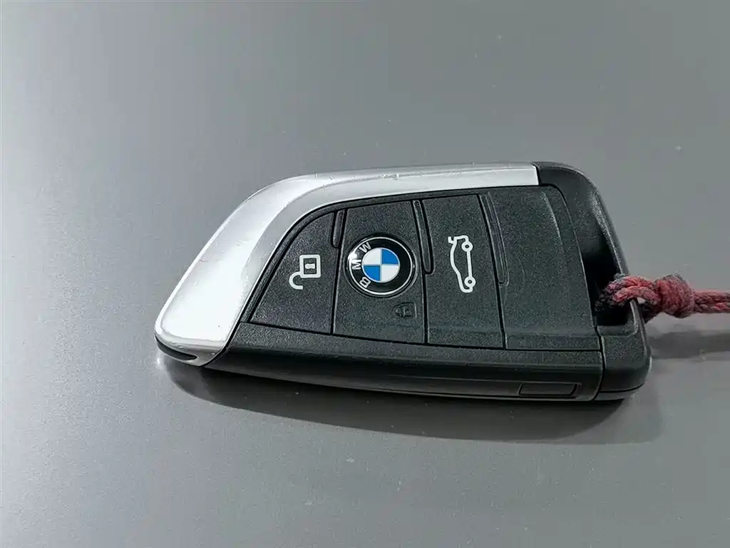 BMW X5 2018 — фото 10