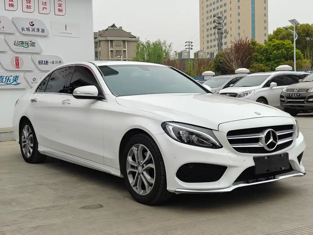 Mercedes-Benz C-Class 2017