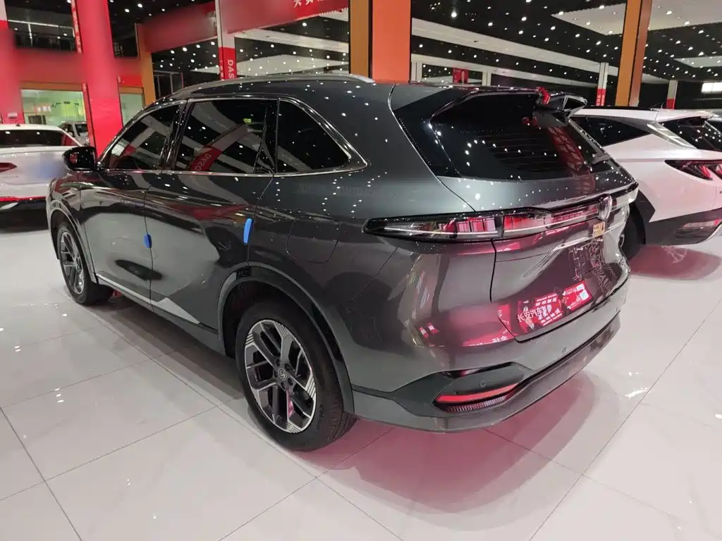 Changan CS75PLUS 2025 — фото 8
