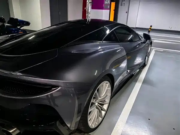 McLaren GT 2023