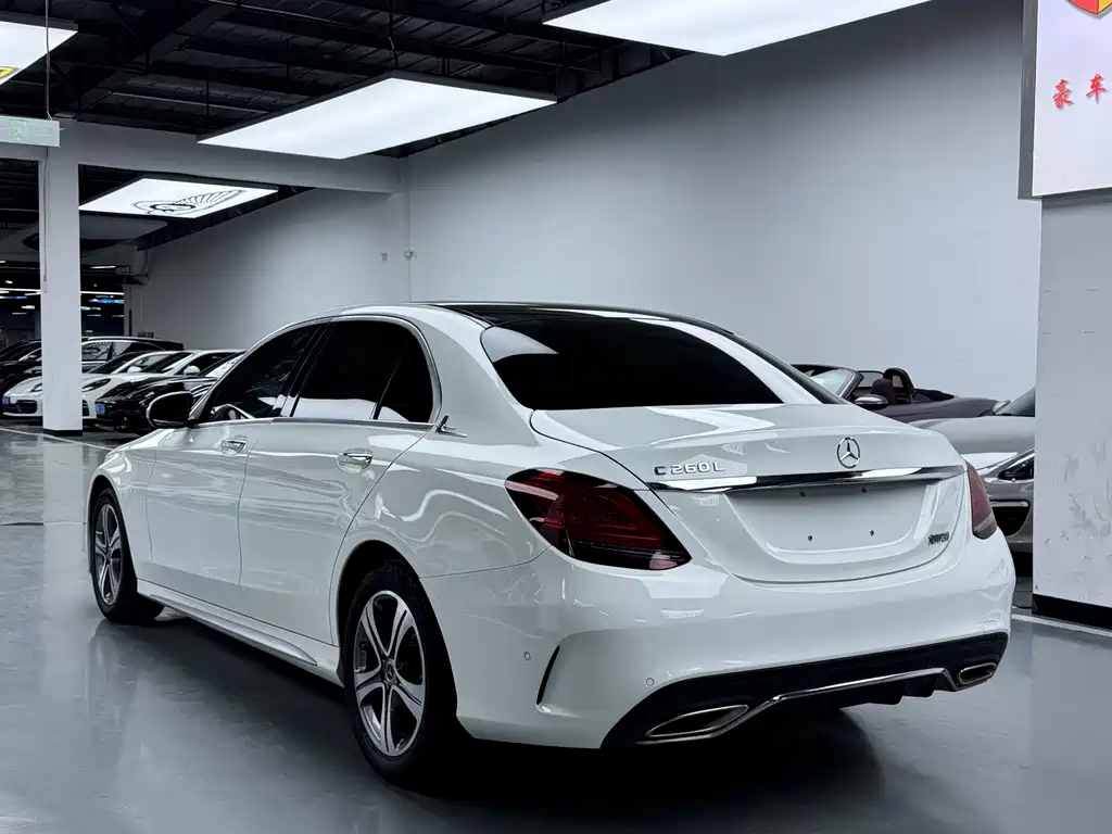 Mercedes-Benz C-Class 2020 — фото 20