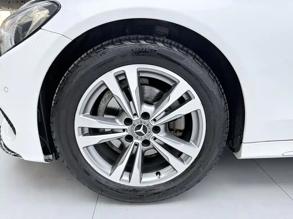 Mercedes-Benz C-Class 2018 — фото 12