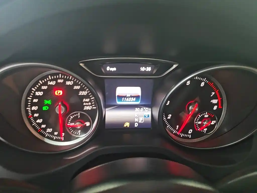 Mercedes-Benz GLA 2018 — фото 12