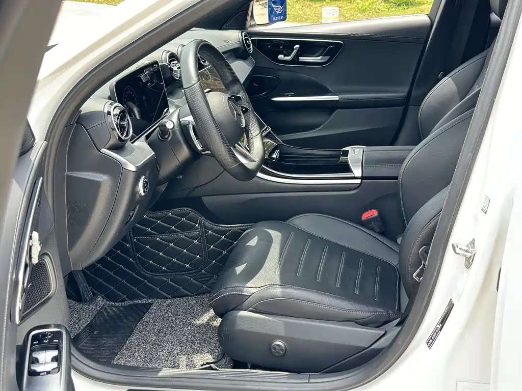 Mercedes-Benz C-Class 2022 — фото 3