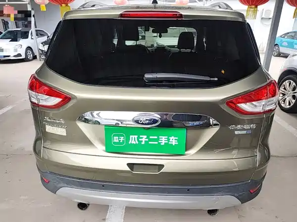 Ford Kuga 2015